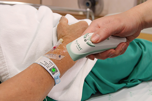 Patient Care Solution - D745 scanning patient band